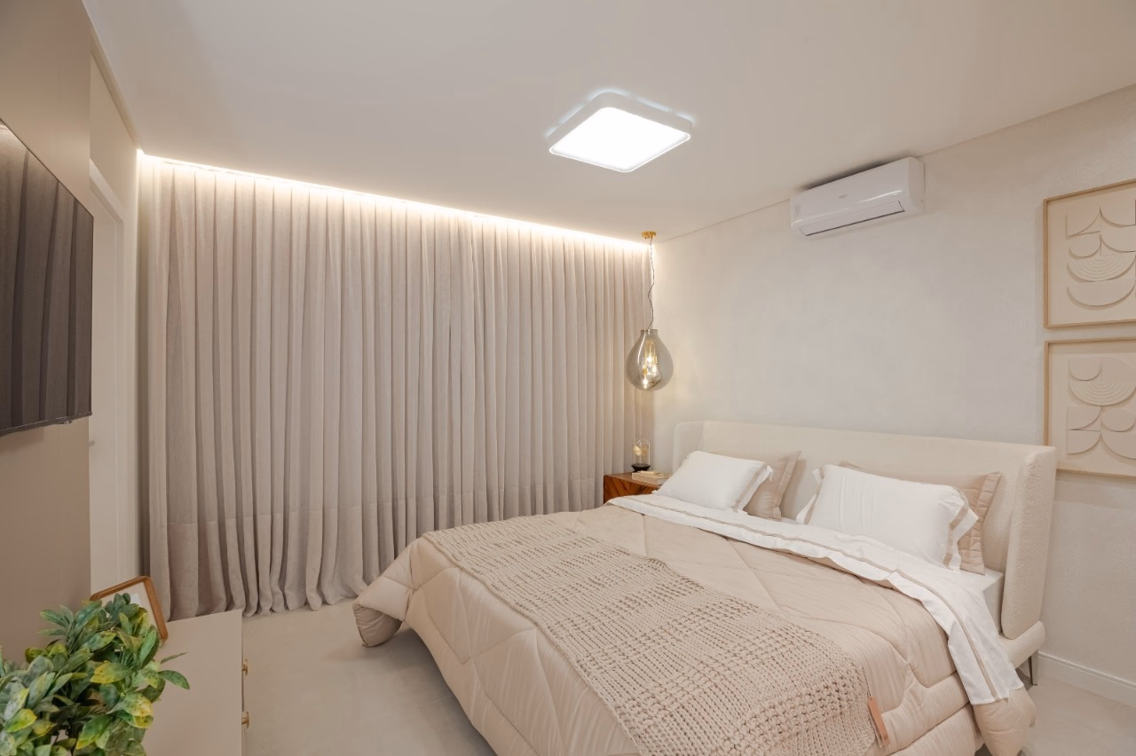 Apartamento 3 suítes em Meia Praia — Meia Praia, Itapema