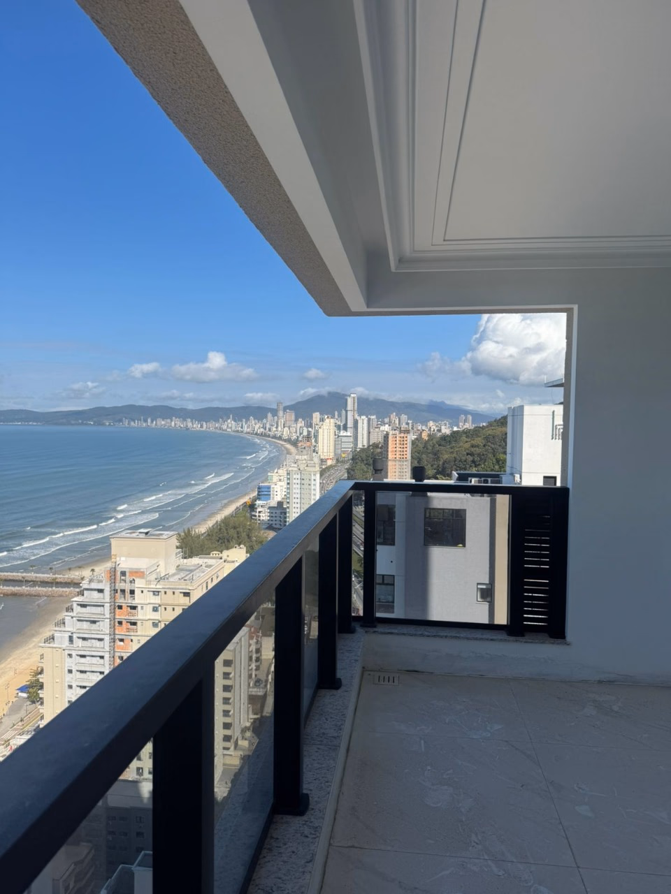 Apartamento 5 suítes em Centro — Centro, Itapema