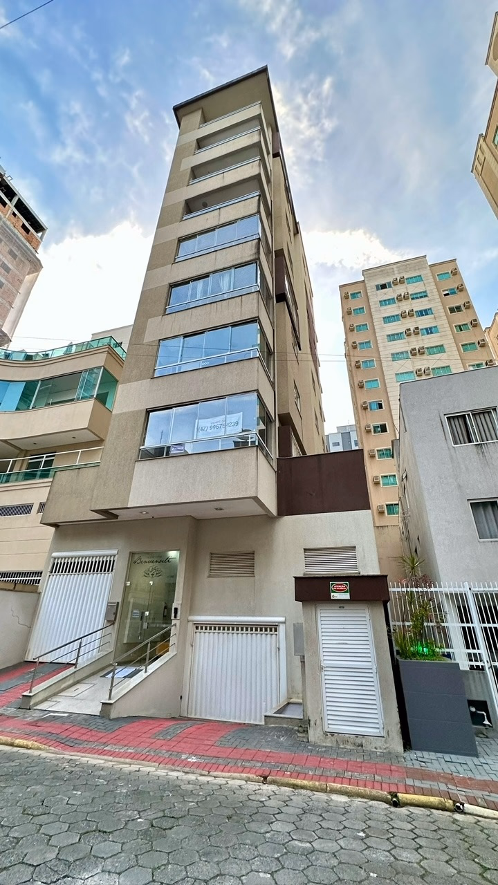 Benvenuti residencial — Meia Praia