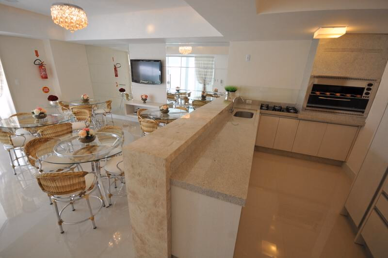 Apartamento 3 suítes em Meia Praia — Meia Praia, Itapema