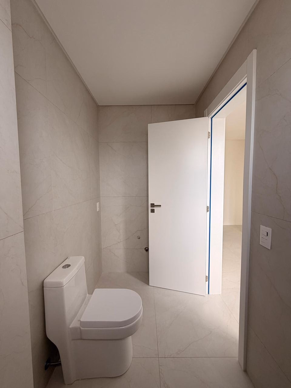 Apartamento 3 suítes em Meia Praia — Meia Praia, Itapema