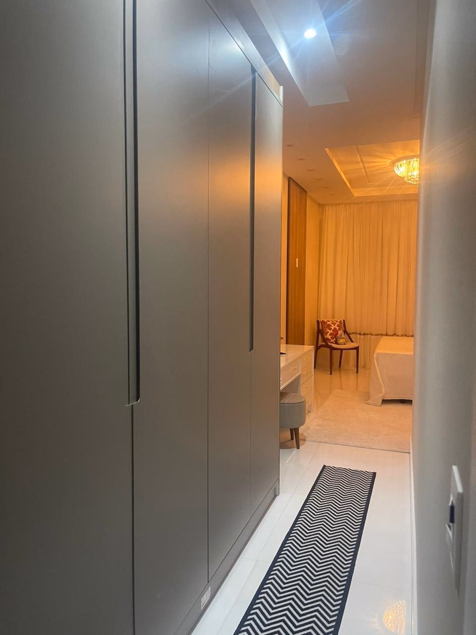 Apartamento 4 suítes em Meia Praia — Meia Praia, Itapema