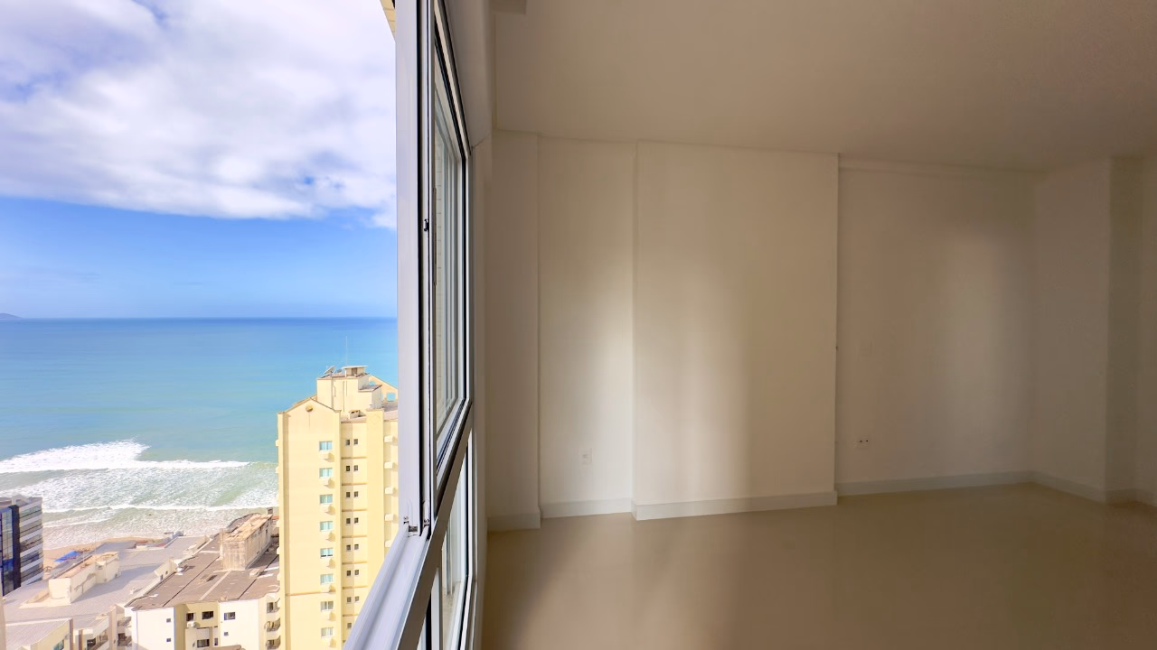 Apartamento 4 suítes em Meia Praia — Meia Praia, Itapema