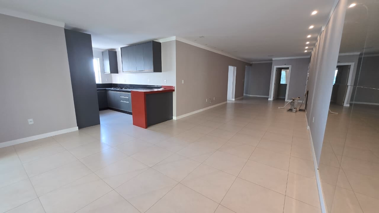 Apartamento 4 suítes em Meia Praia — Meia Praia, Itapema