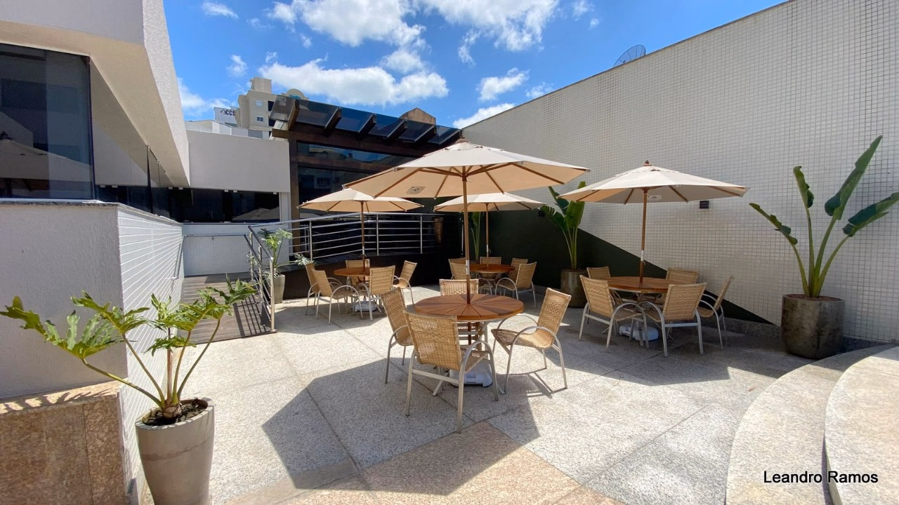 Residencial Ocean Towers em Meia Praia (8)