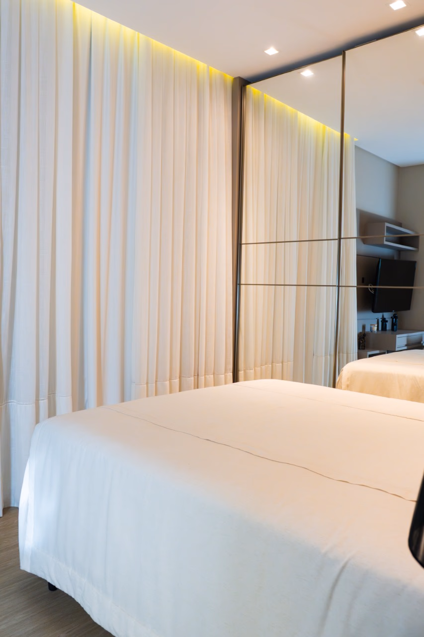 Apartamento 4 suítes em Meia Praia — Meia Praia, Itapema
