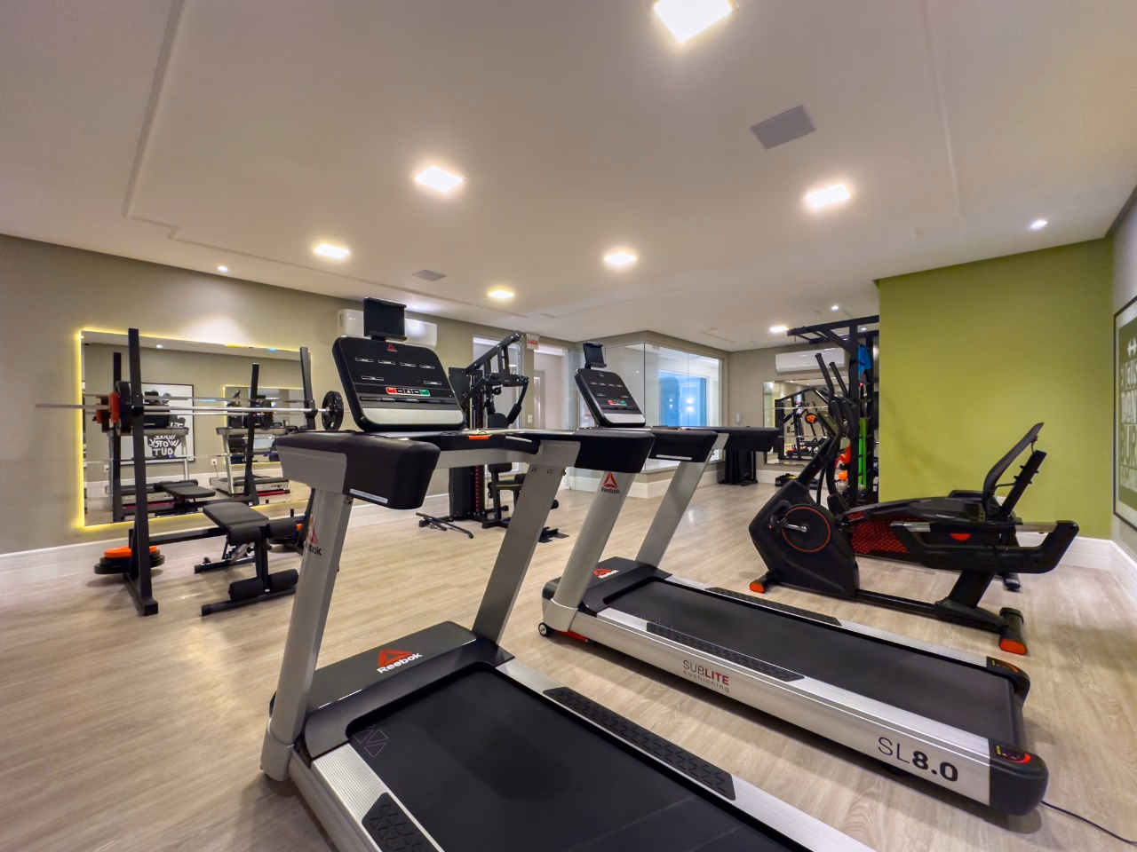 Apartamento 3 suítes em Meia Praia — Meia Praia, Itapema
