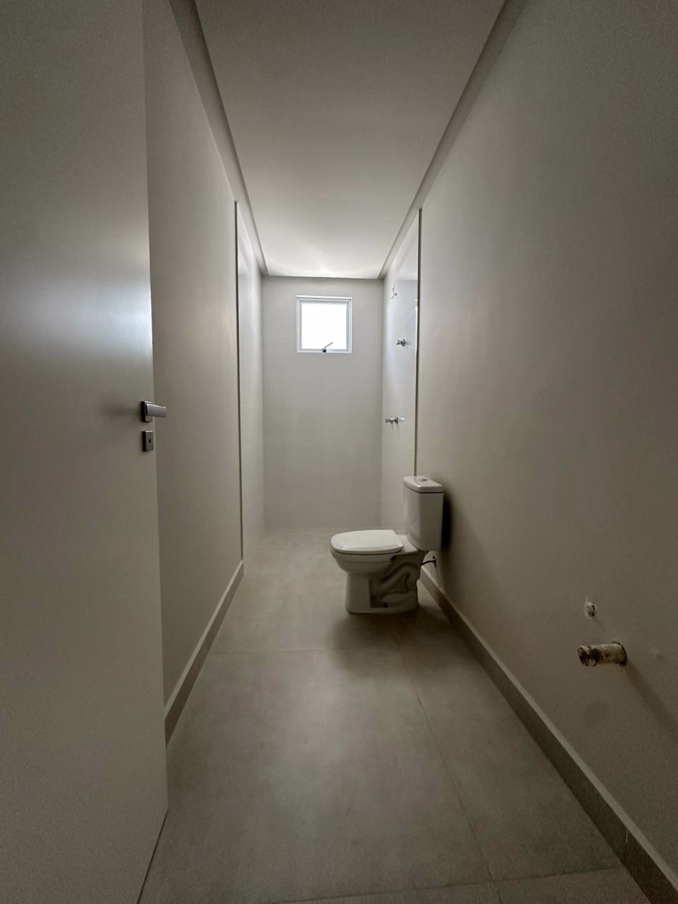 Apartamento 4 suítes em Meia Praia — Meia Praia, Itapema