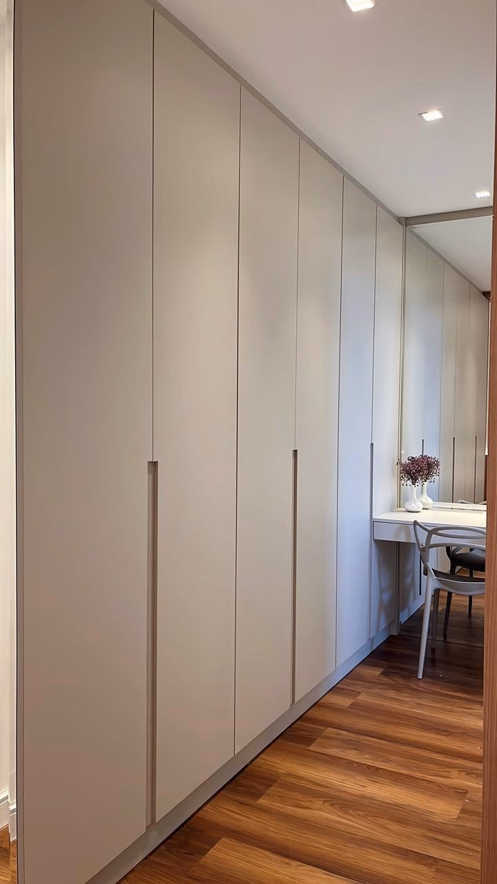 Apartamento 4 suítes em Meia Praia — Meia Praia, Itapema