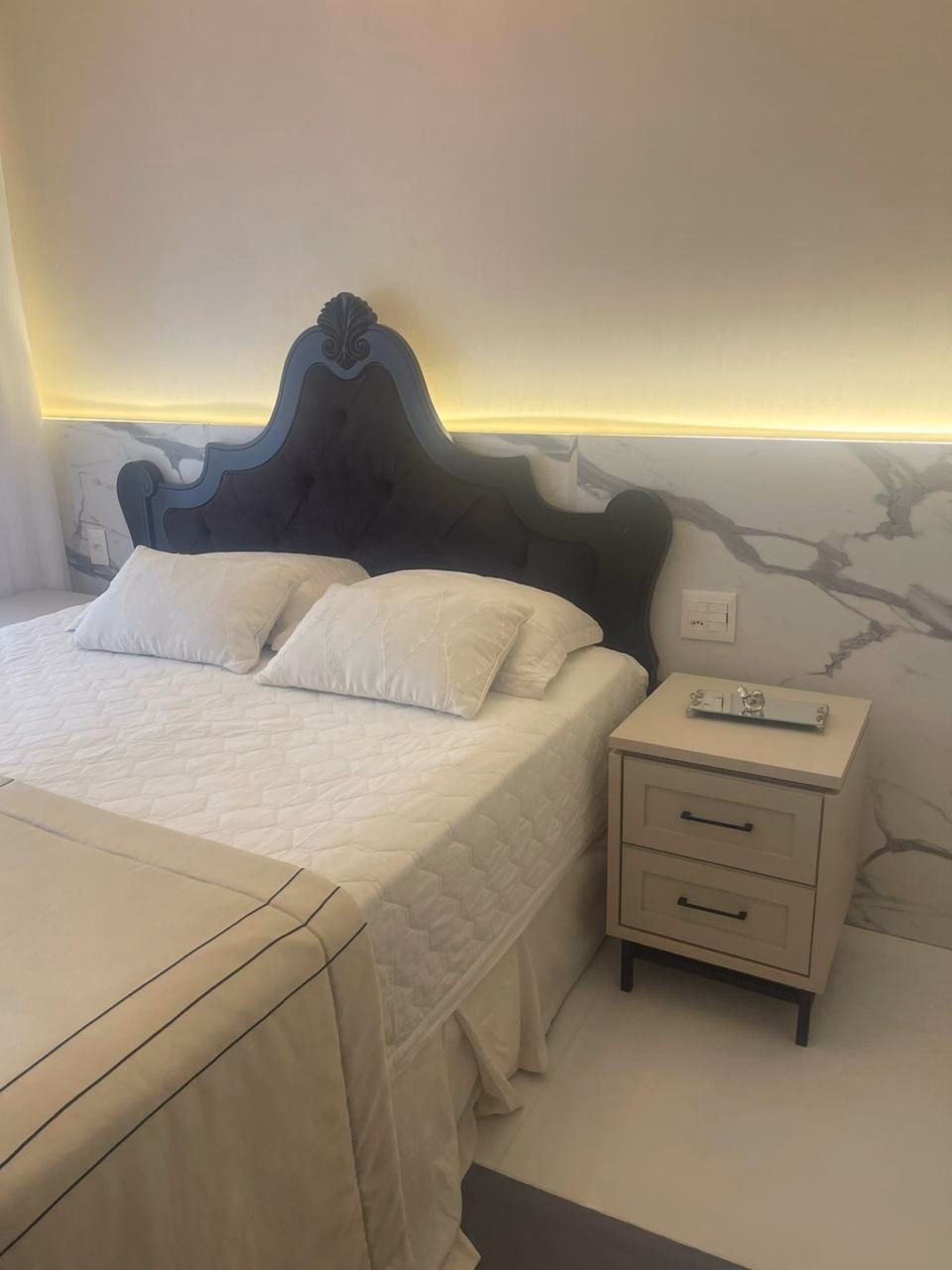 Apartamento 4 suítes em Meia Praia — Meia Praia, Itapema