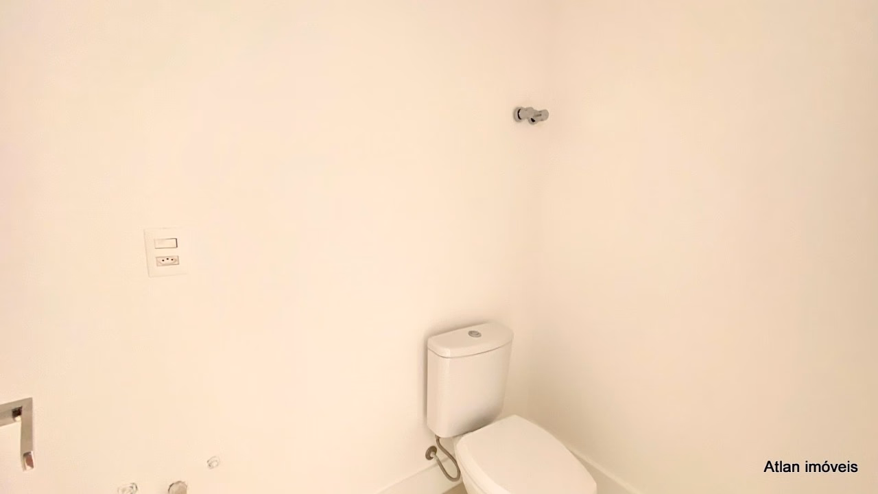 Apartamento 3 suítes em Meia Praia — Meia Praia, Itapema