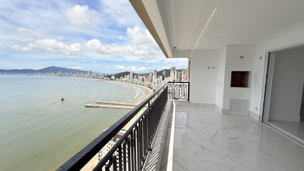 Apartamento 4 suítes em Canto da Praia — Canto da Praia, Itapema