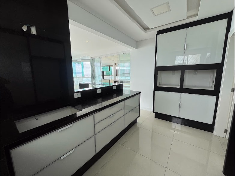 Apartamento 3 suítes em Centro — Centro, Itapema