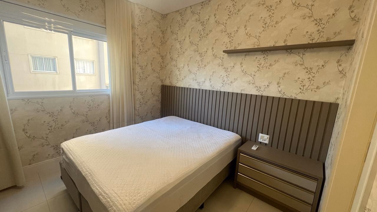 Apartamento 4 suítes em Meia Praia — Meia Praia, Itapema
