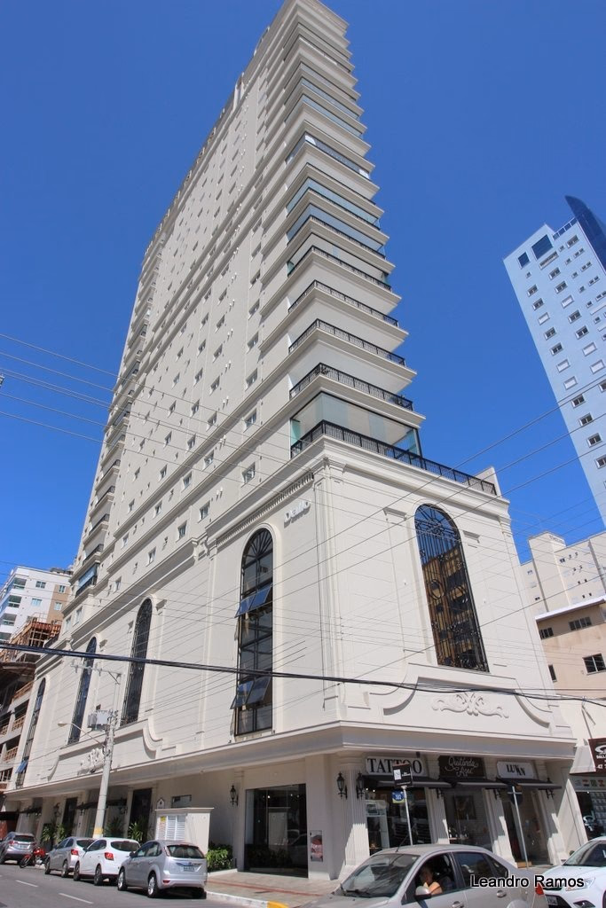 Vogue Maison — Meia Praia