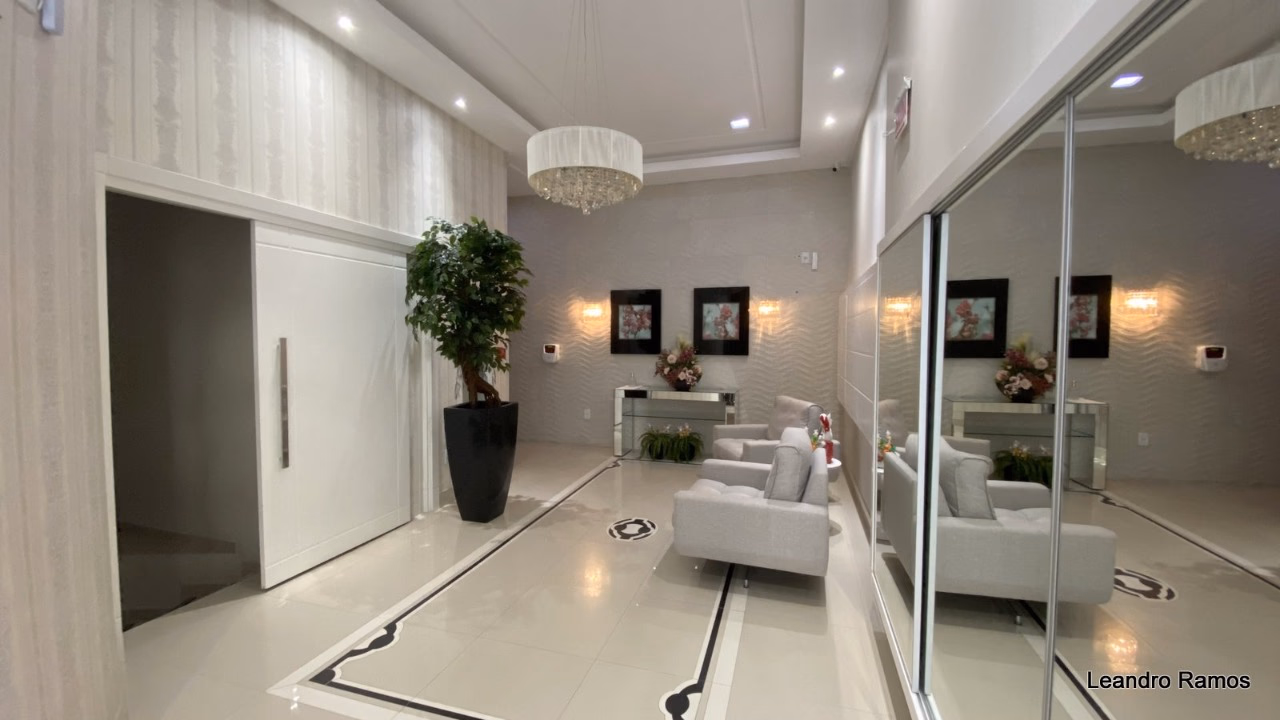 Sala comercial em Meia Praia — Meia Praia, Itapema