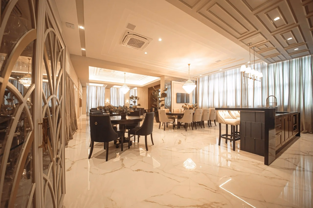 Apartamento 4 suítes em Meia Praia — Meia Praia, Itapema