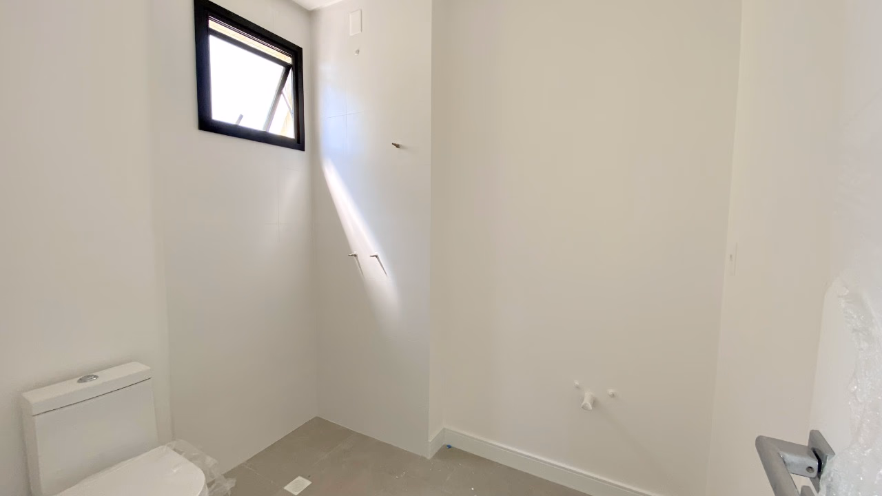 Apartamento 3 suítes em Meia Praia — Meia Praia, Itapema