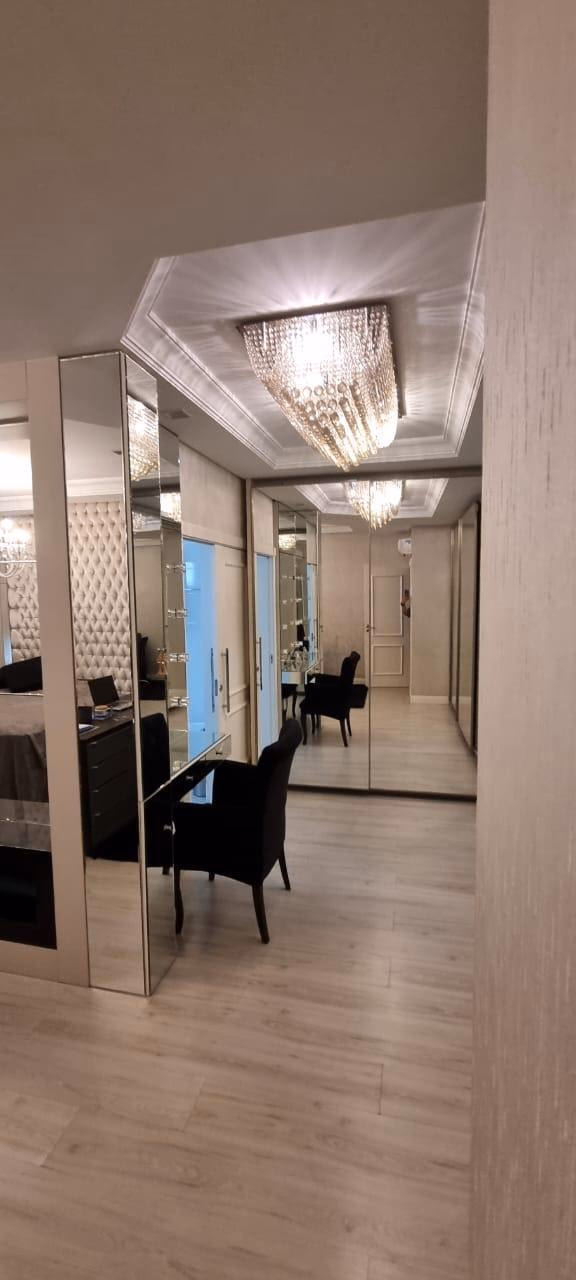Apartamento 4 suítes em Meia Praia — Meia Praia, Itapema