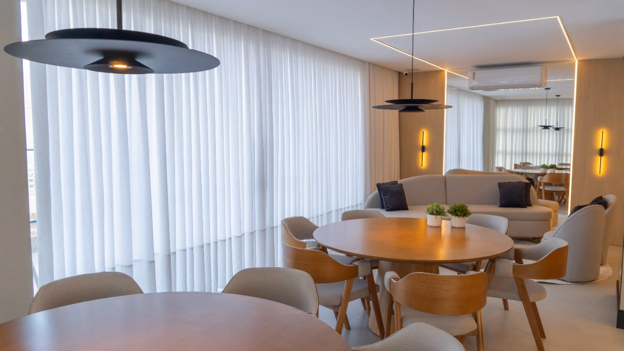 Apartamento 3 suítes em Meia Praia — Meia Praia, Itapema