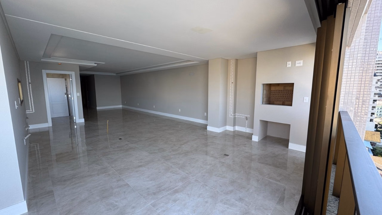 Apartamento 4 suítes em Centro — Centro, Itapema
