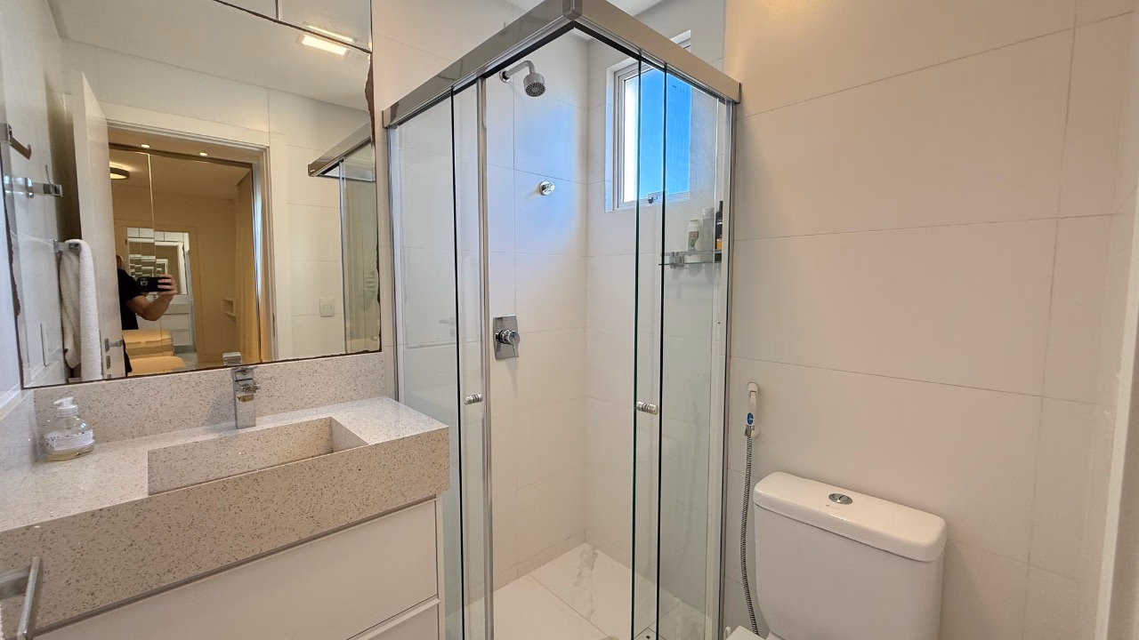 Apartamento 4 suítes em Meia Praia — Meia Praia, Itapema