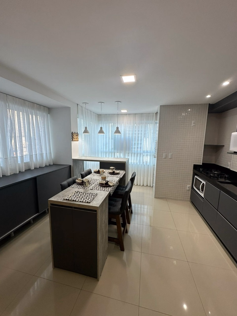 Apartamento 2 quartos em Meia Praia — Meia Praia, Itapema