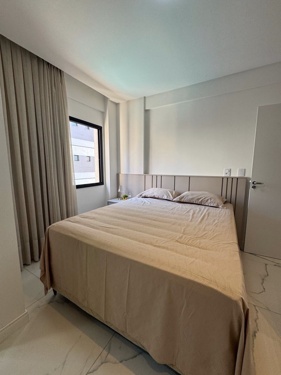Apartamento 2 suítes em Meia Praia — Meia Praia, Itapema