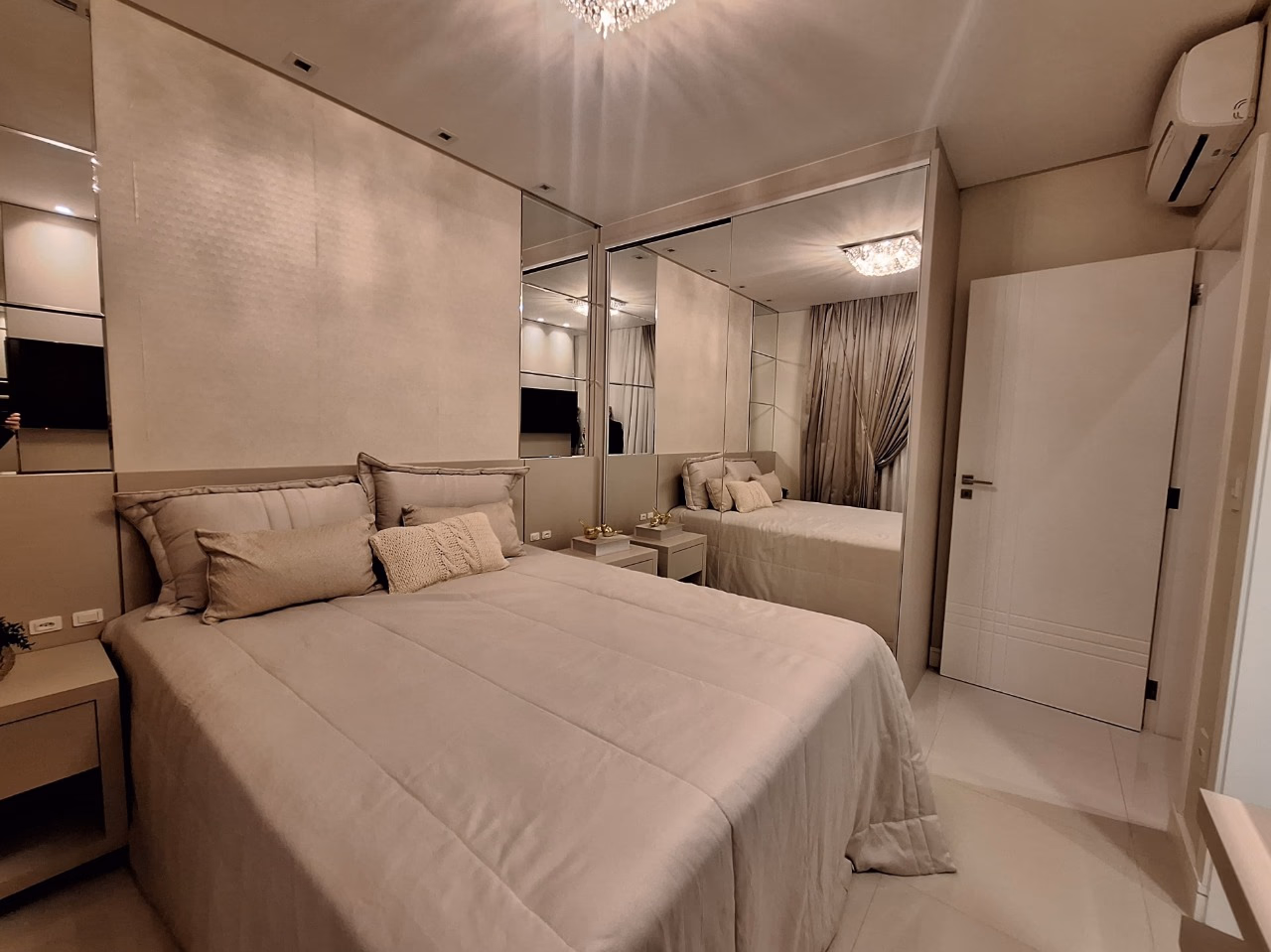 Apartamento 3 suítes em Meia Praia — Meia Praia, Itapema