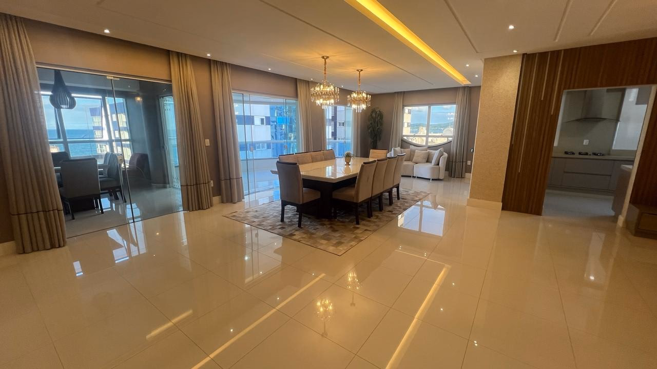 Apartamento 4 suítes em Meia Praia — Meia Praia, Itapema
