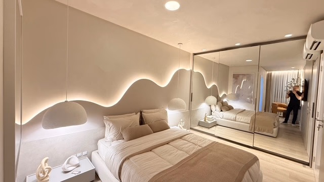 Apartamento 4 suítes em Meia Praia — Meia Praia, Itapema