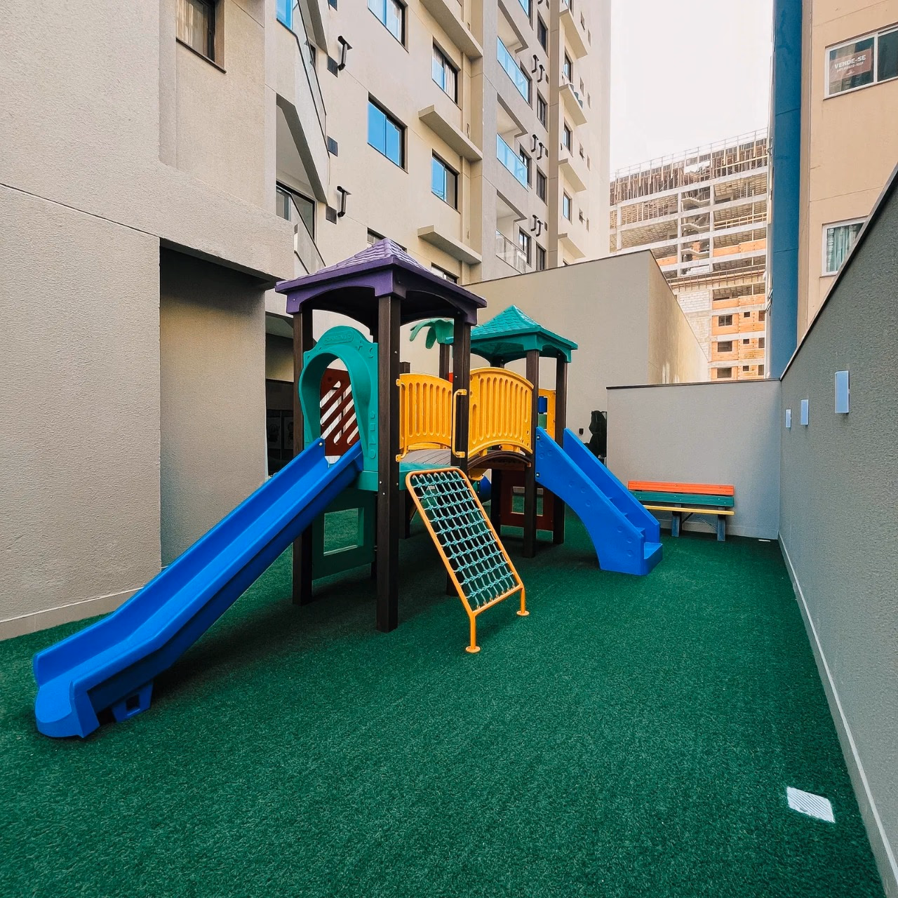 Dallas House Residence - Rua 410, Bairro Morretes, Itapema - SC (10)