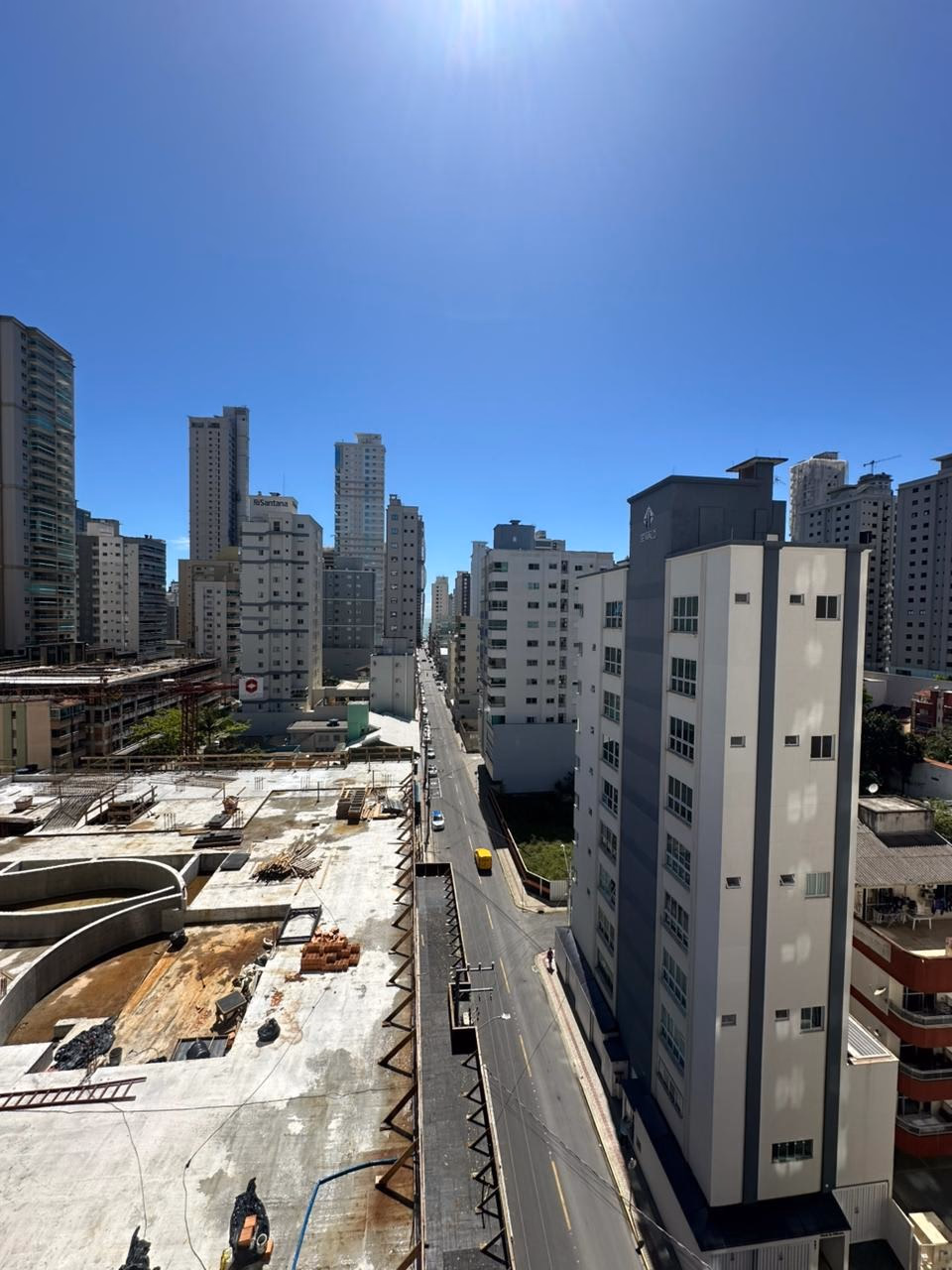 Apartamento 3 suítes em Meia Praia — Meia Praia, Itapema