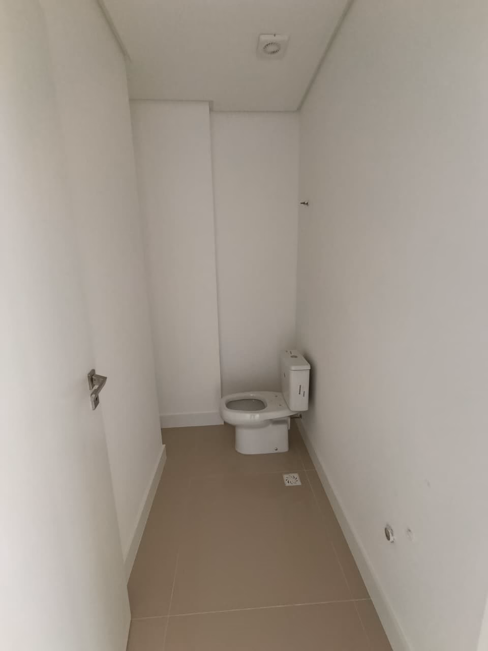 Apartamento 3 suítes em Meia Praia — Meia Praia, Itapema