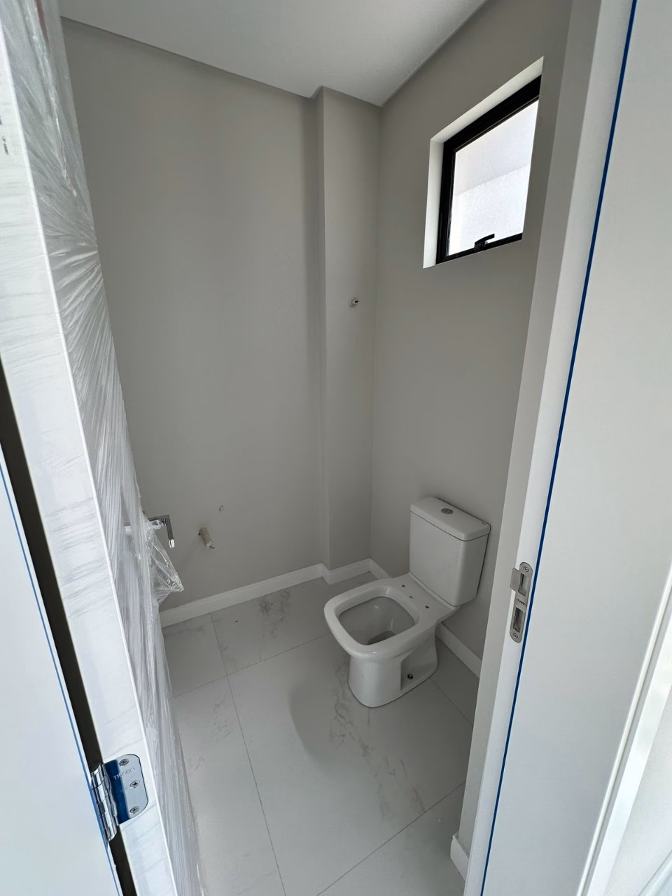 Apartamento 3 suítes em Meia Praia — Meia Praia, Itapema