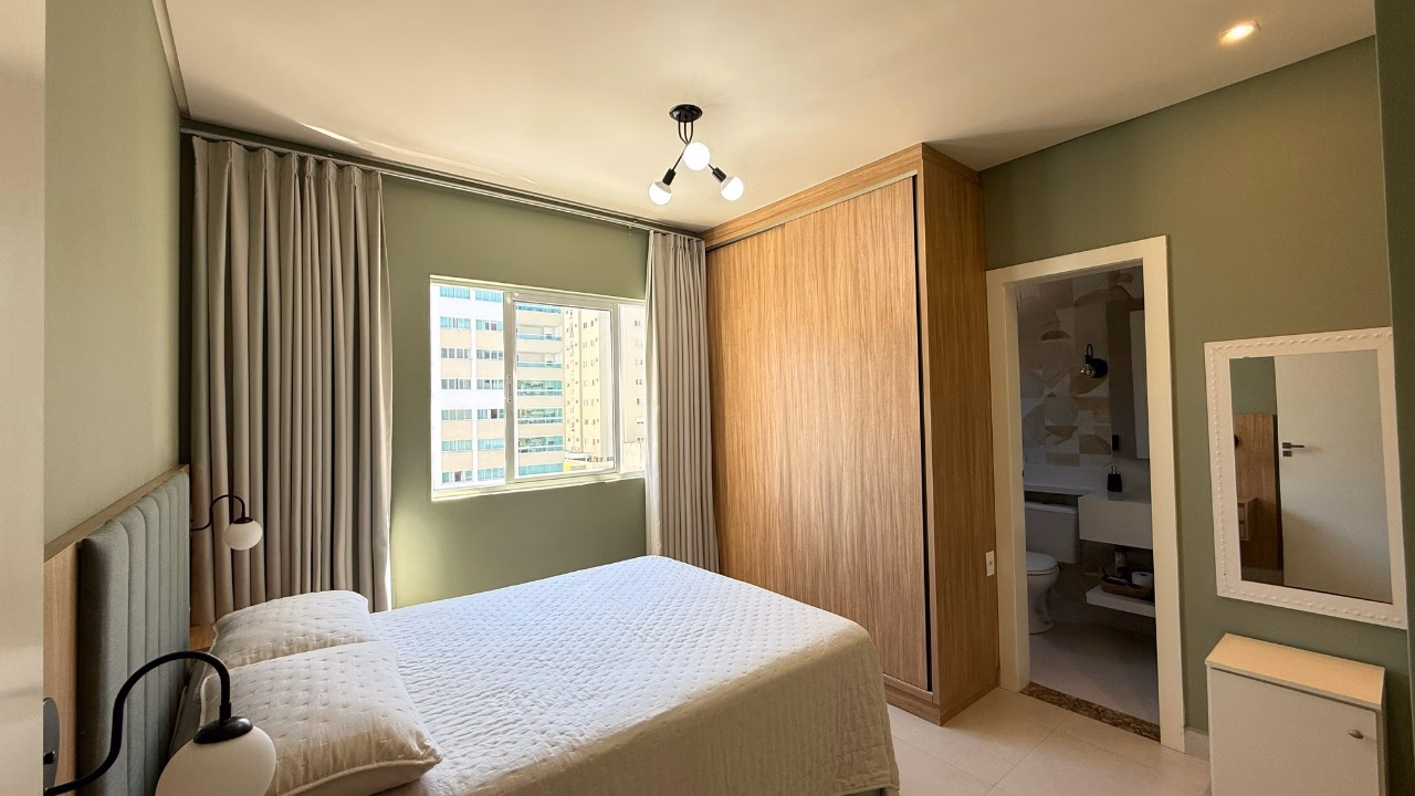 Apartamento 3 suítes em Meia Praia — Meia Praia, Itapema