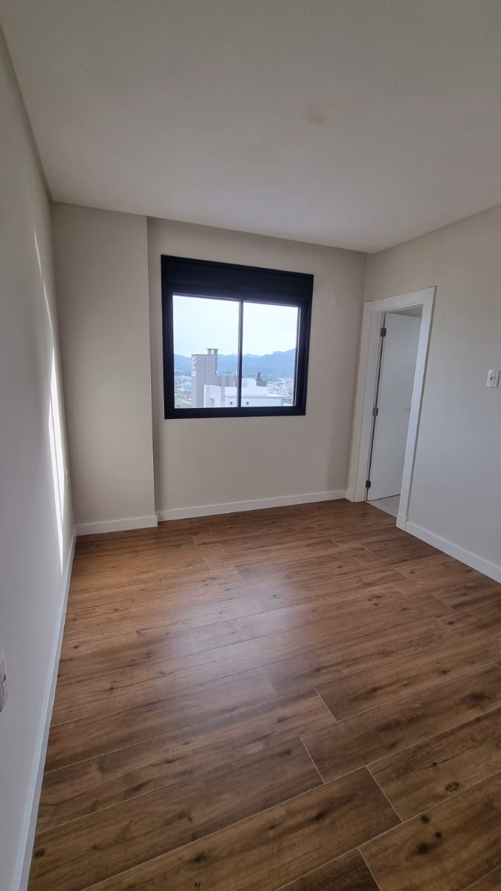 Apartamento 3 suítes em Meia Praia — Meia Praia, Itapema