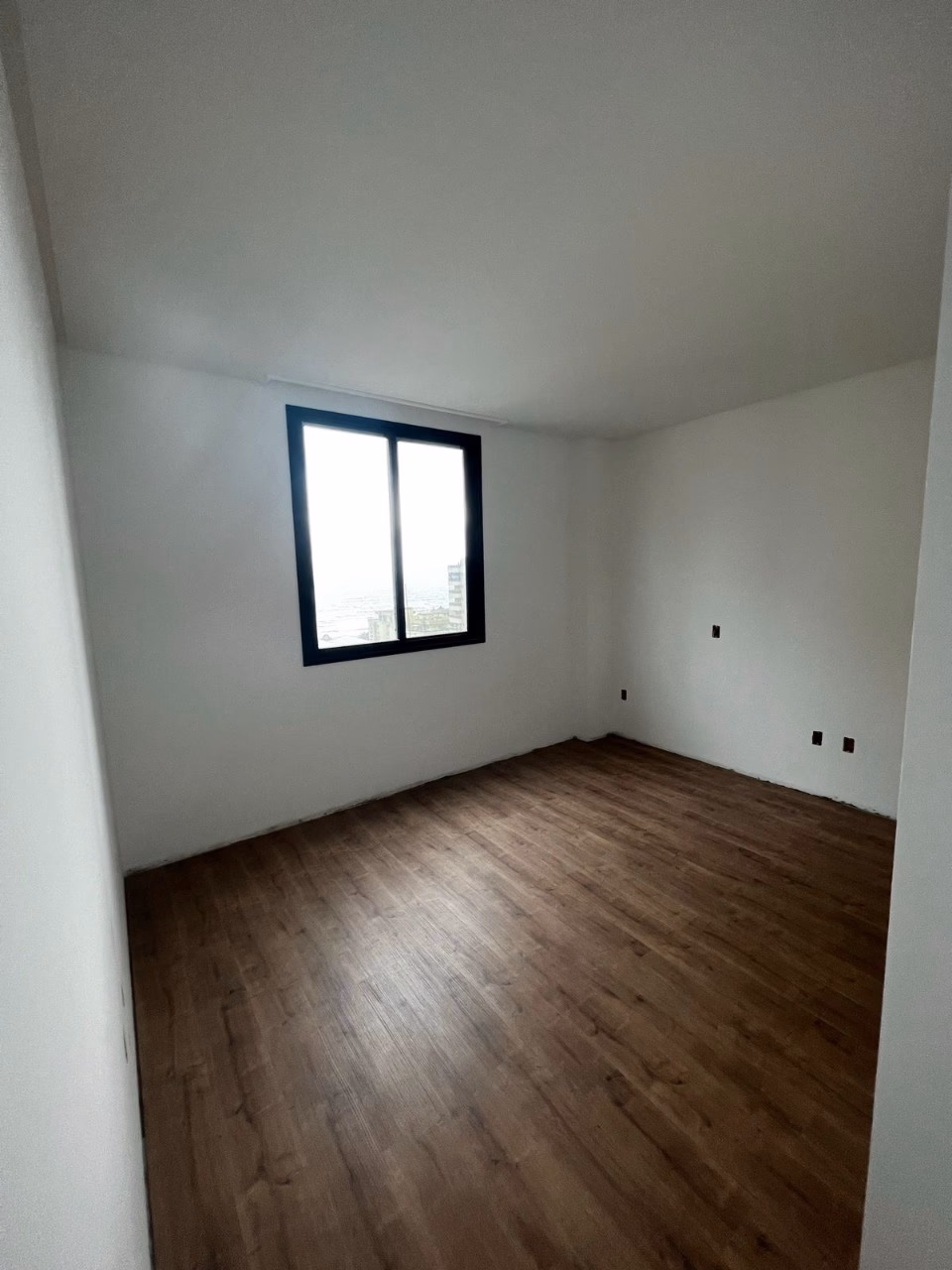 Apartamento 3 suítes em Meia Praia — Meia Praia, Itapema