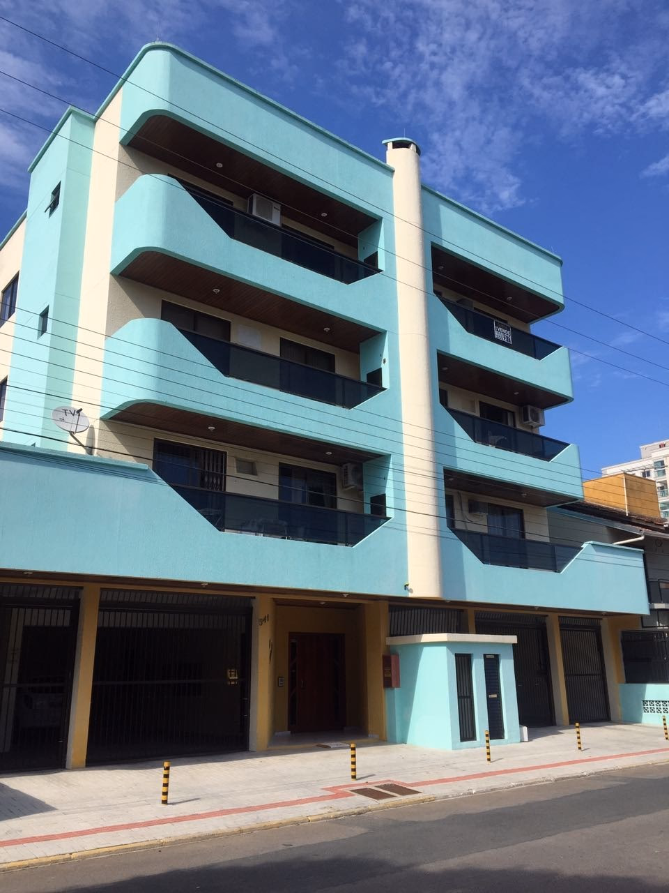 Libardo Residencial — Meia Praia