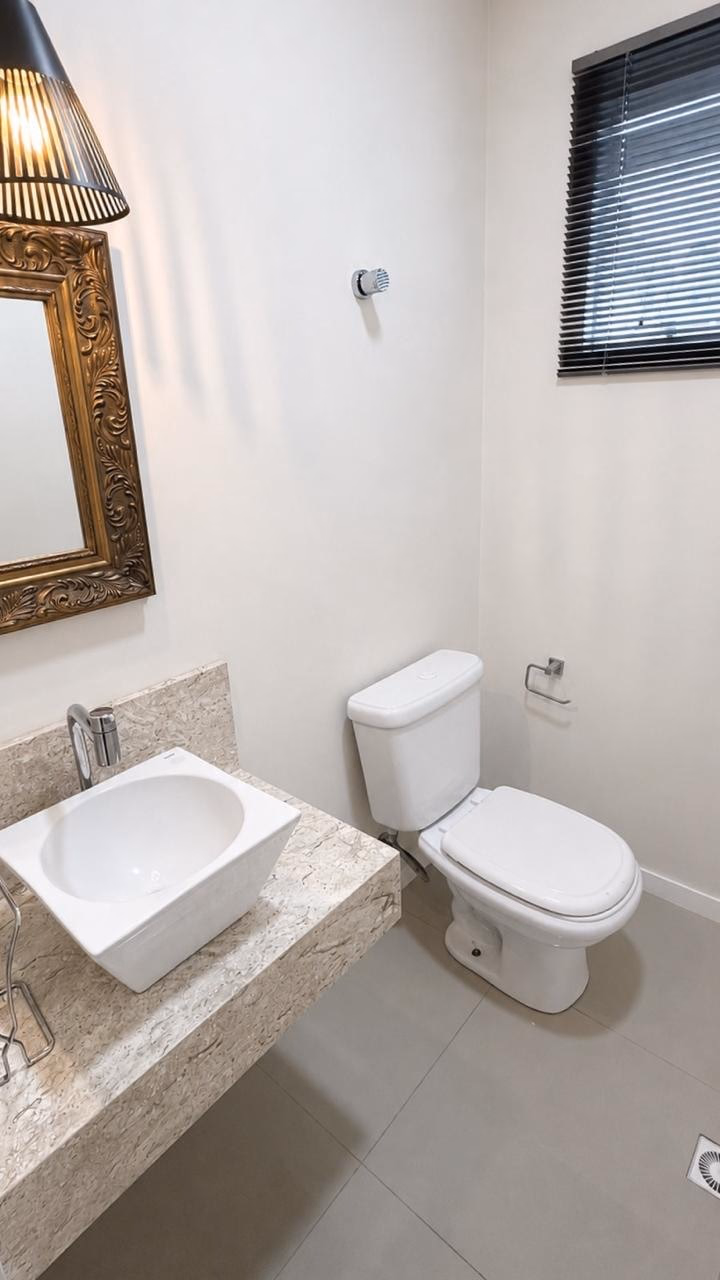 Apartamento 2 suítes em Meia Praia — Meia Praia, Itapema