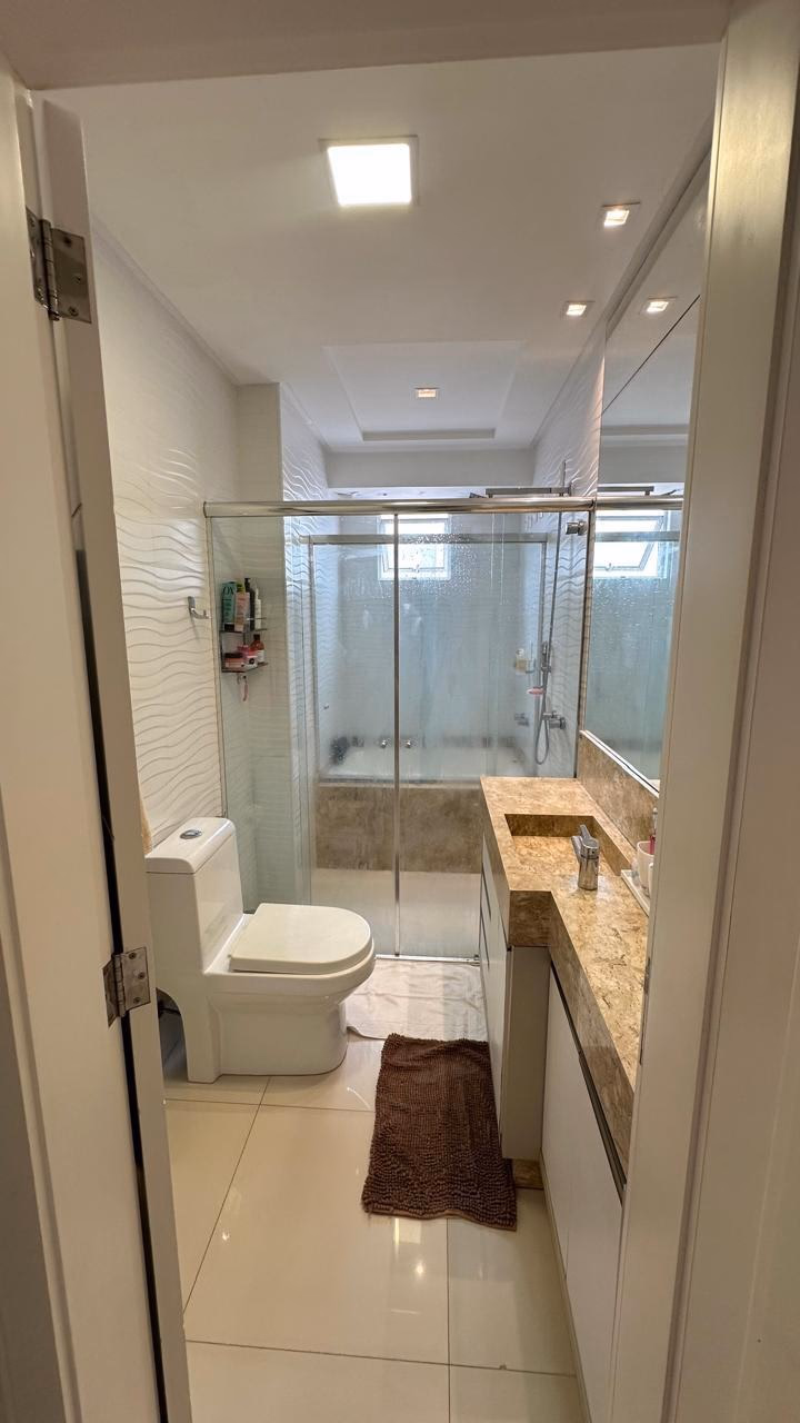 Apartamento 4 suítes em Meia Praia — Meia Praia, Itapema