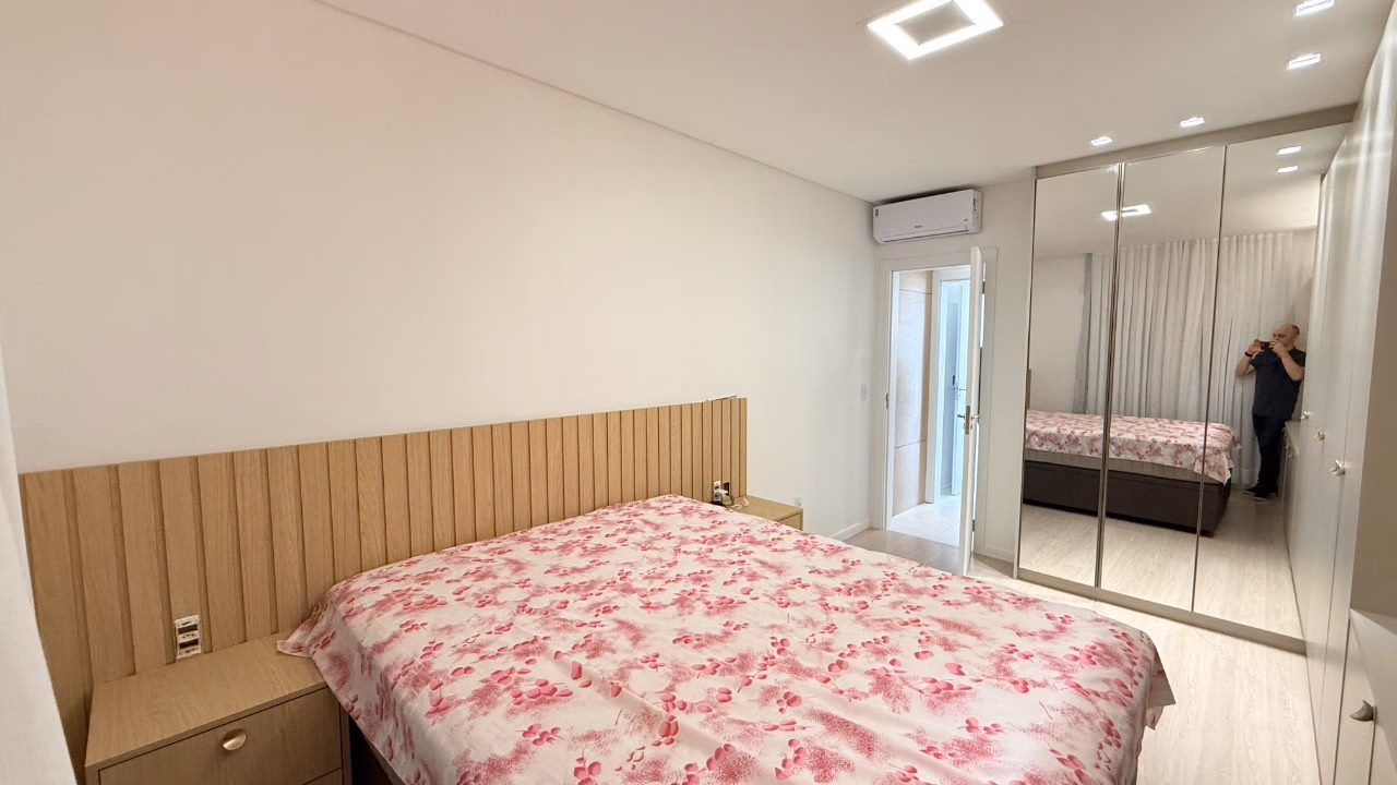 Apartamento 2 suítes em Meia Praia — Meia Praia, Itapema