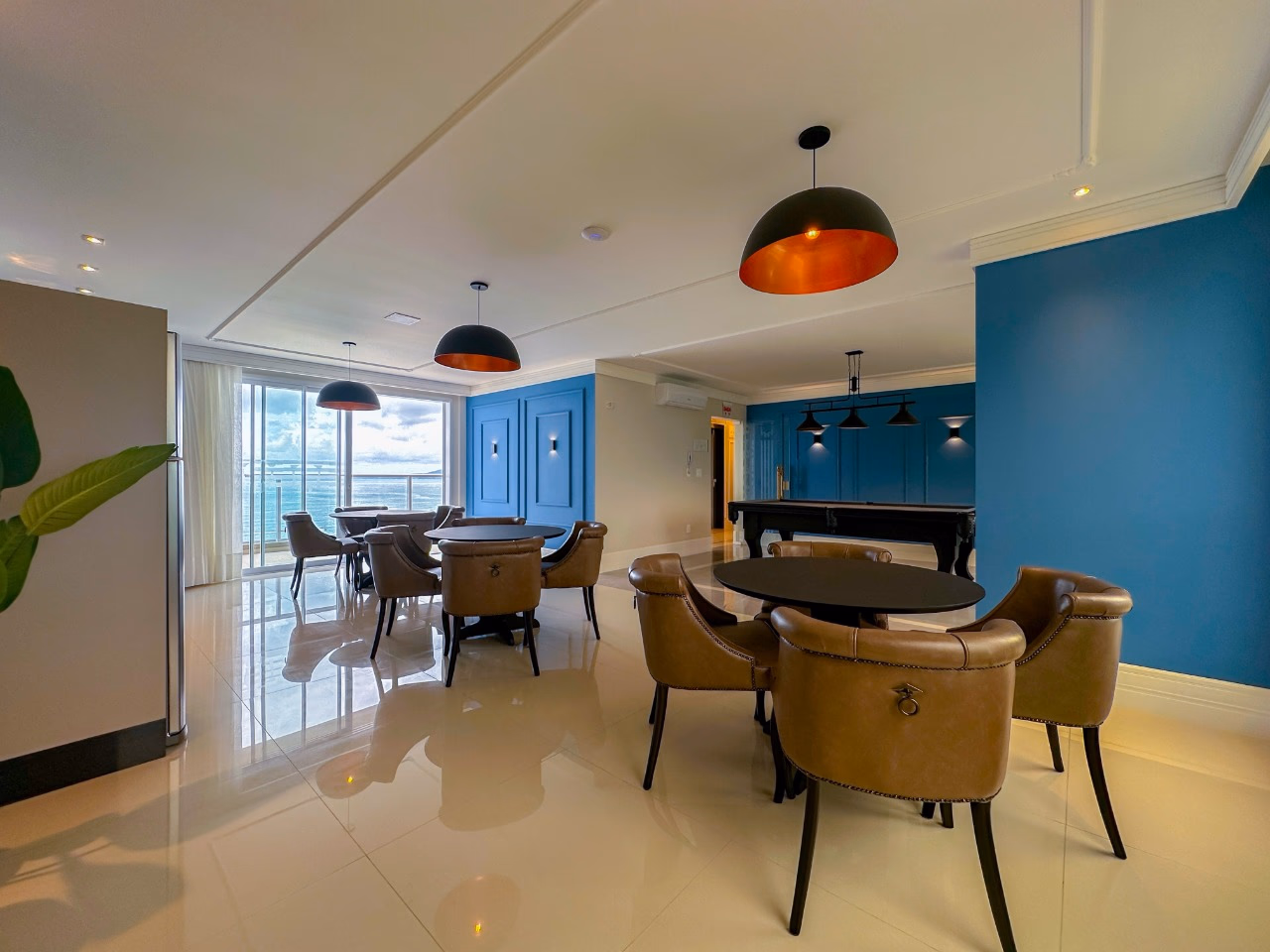 Apartamento 3 suítes em Meia Praia — Meia Praia, Itapema