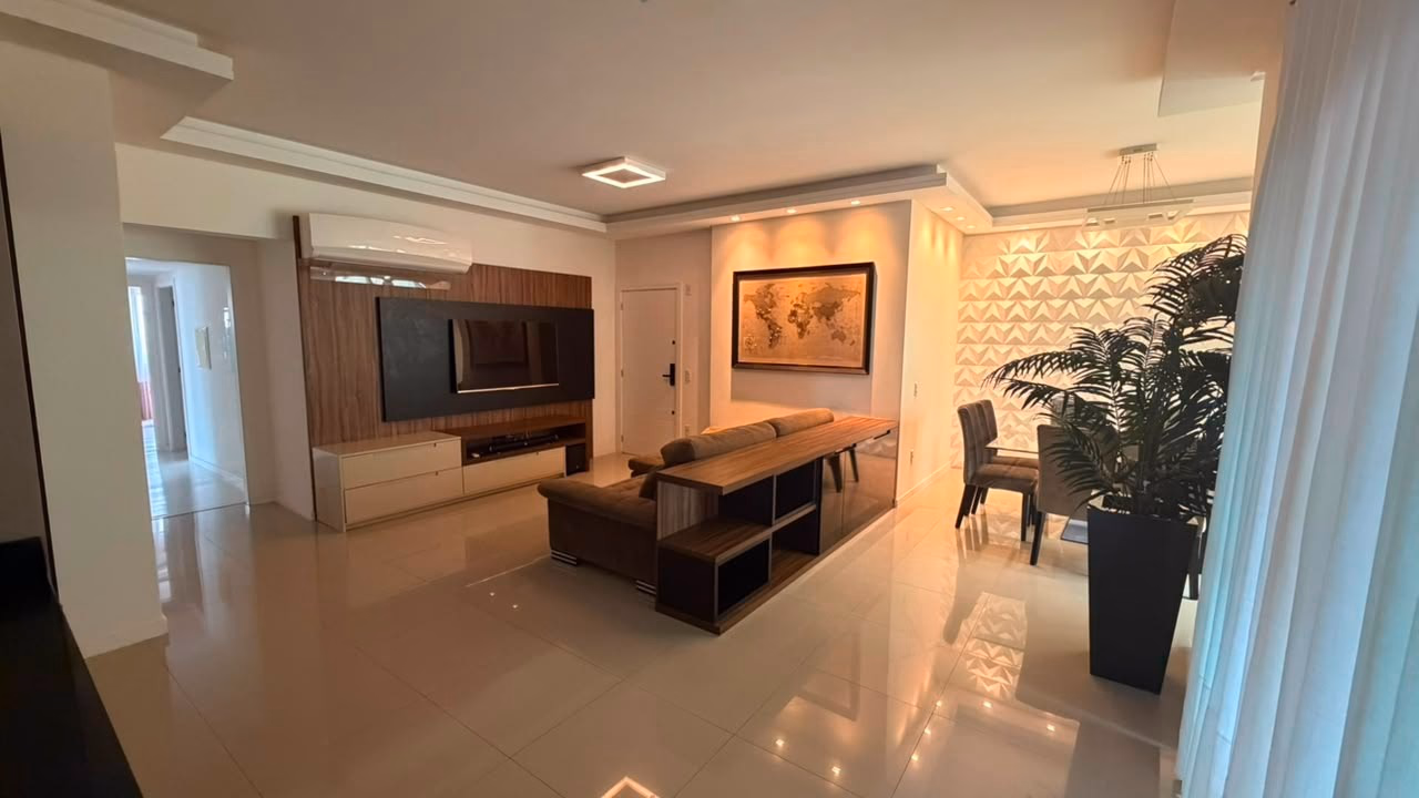 Apartamento 4 suítes em Meia Praia — Meia Praia, Itapema