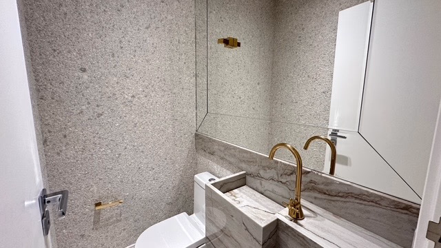 Apartamento 3 suítes em Meia Praia — Meia Praia, Itapema