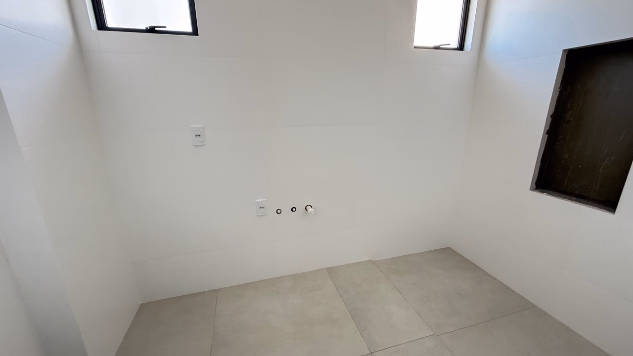 Apartamento 4 suítes em Meia Praia — Meia Praia, Itapema
