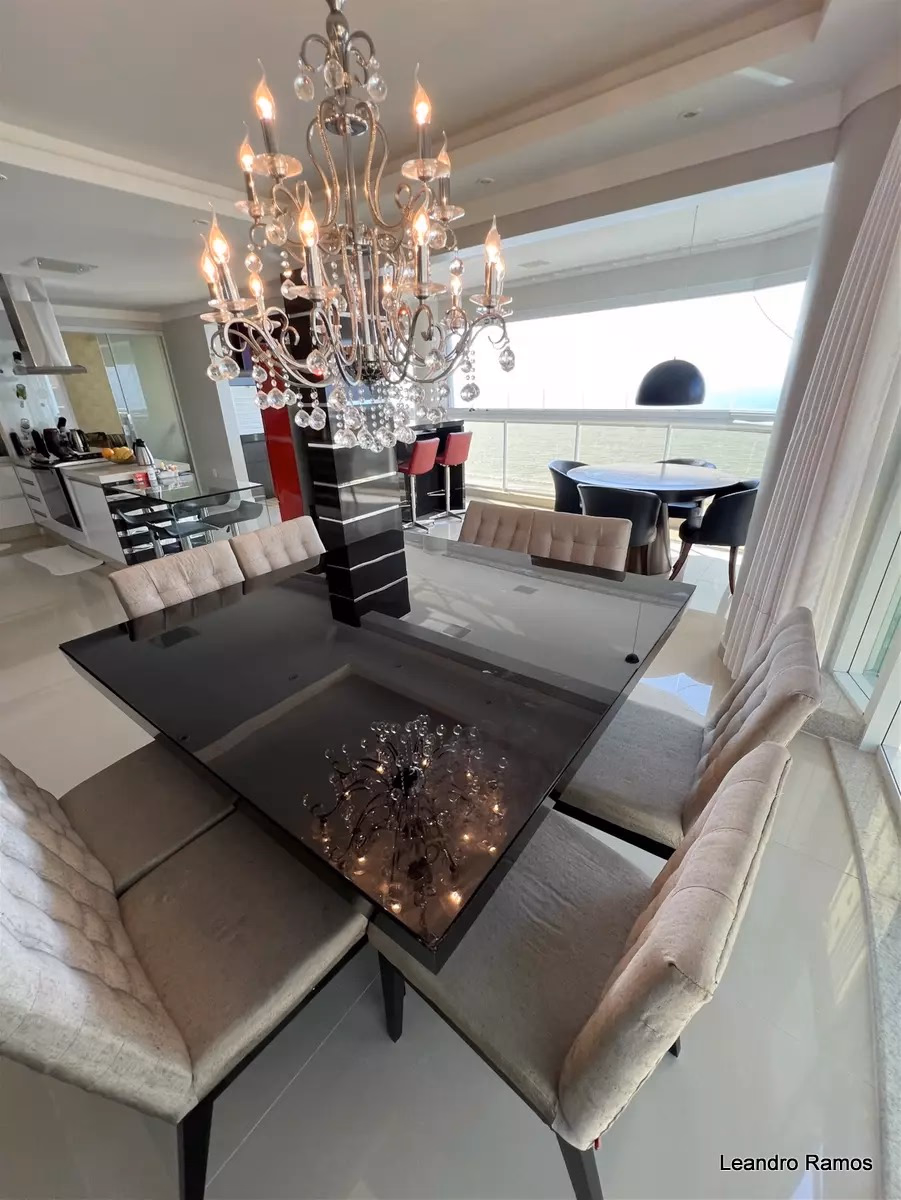 Apartamento 4 suítes em Meia Praia — Meia Praia, Itapema