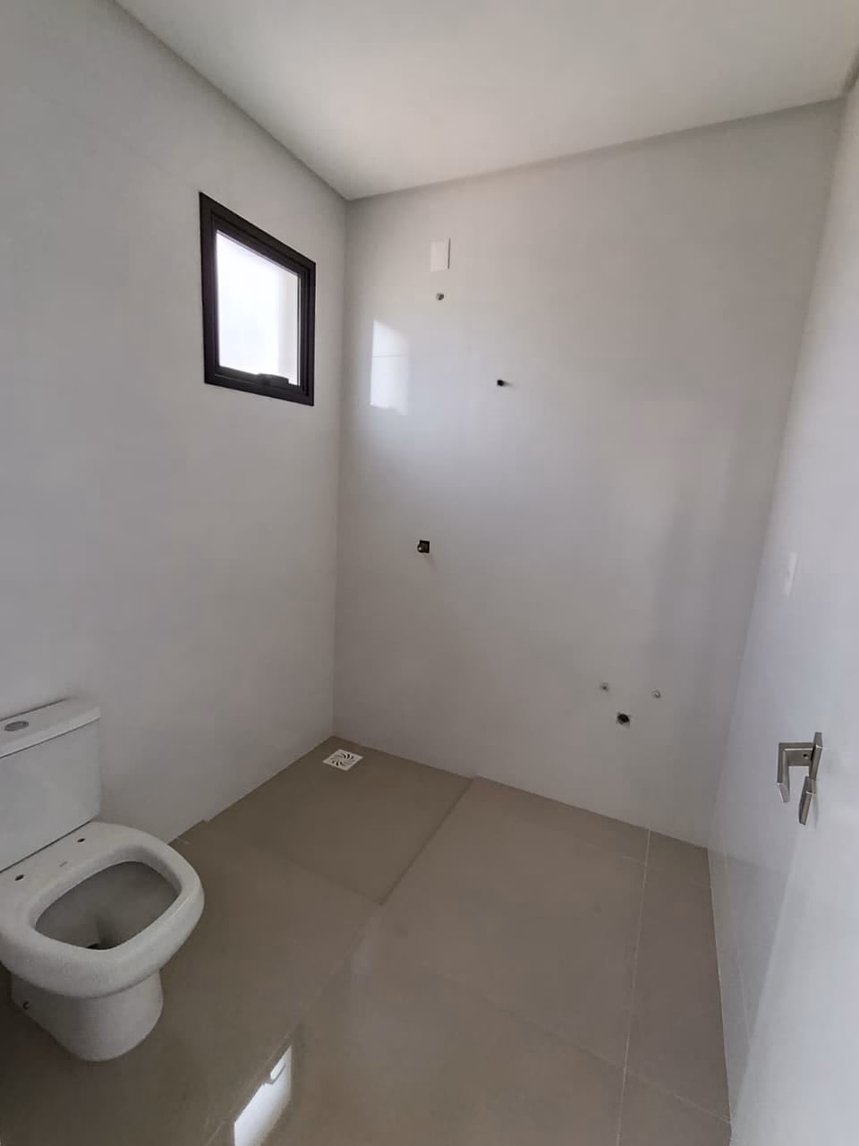 Apartamento 3 suítes em Meia Praia — Meia Praia, Itapema