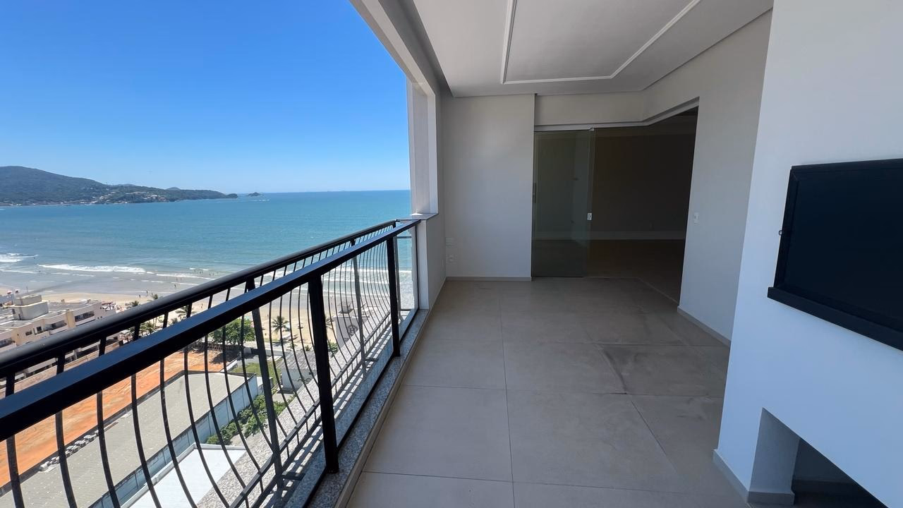 Apartamento 4 suítes em Meia Praia — Meia Praia, Itapema