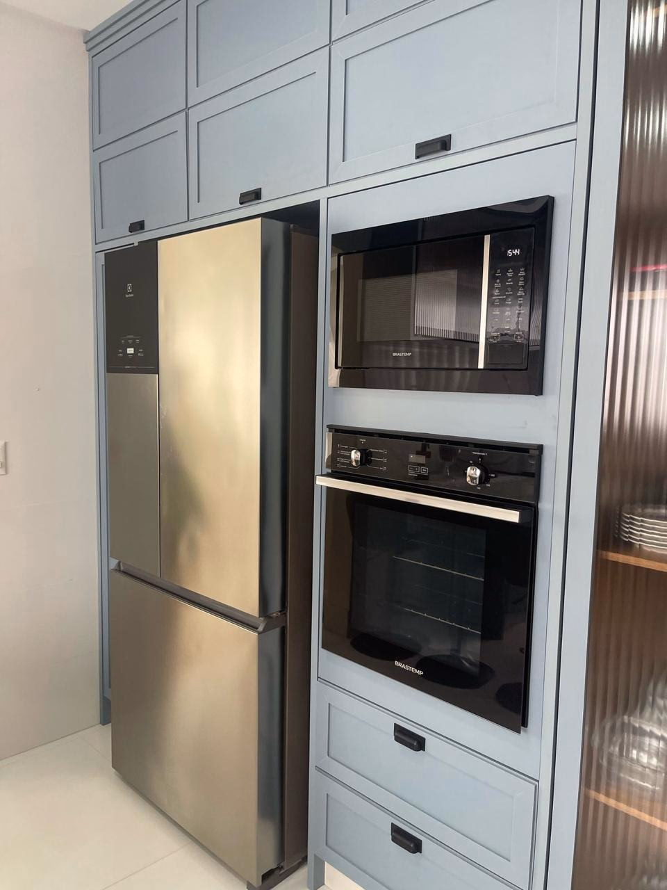 Apartamento 4 suítes em Meia Praia — Meia Praia, Itapema